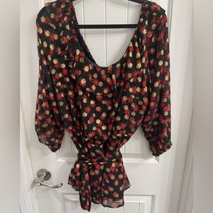 Lane Bryant Plus Size 22/24 Black/Gold/Red Top